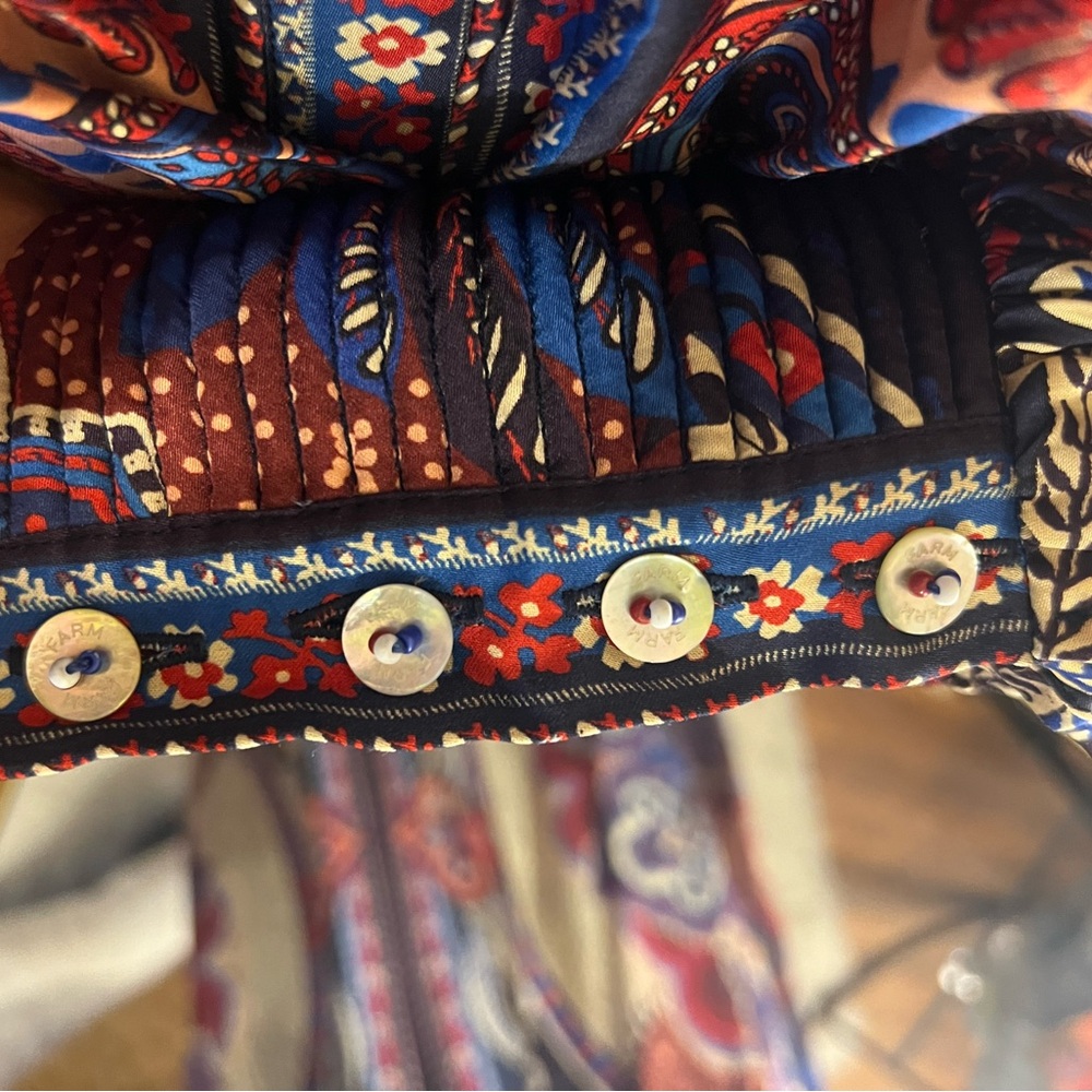 FARM Rio Vibrant Long Sleeve Dress - Picture 7 of 13